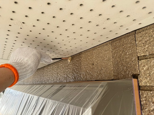 クリア塗料でコーティング